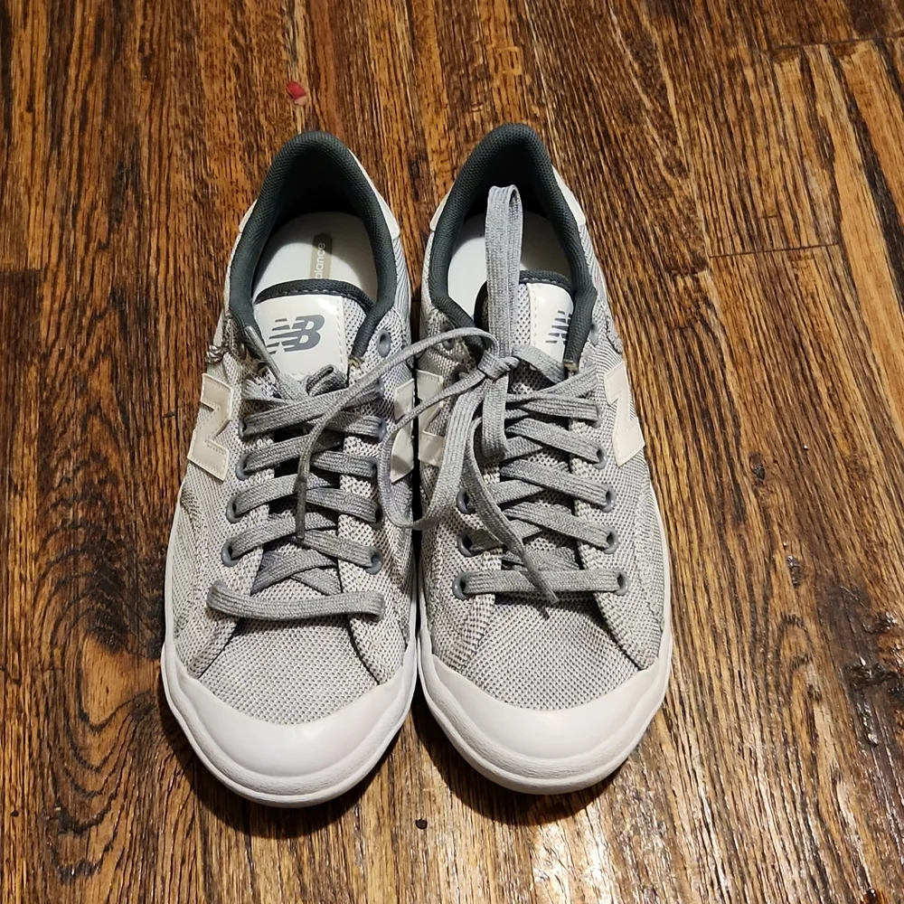 NEW BALANCE Sneakers - Picture 1 of 9
